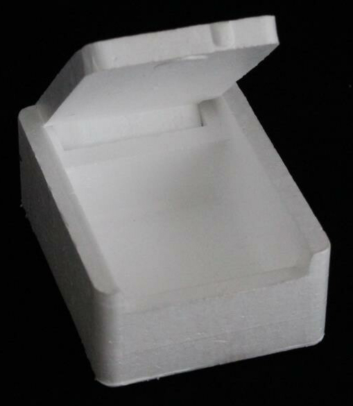 Мотыльница Следопыт прямоугольная большая 70х90х30мм